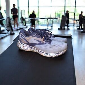 Brooks Womens Ghost 14 Shoes Womens Size 10 Purple Running Sneakers 1203561B490